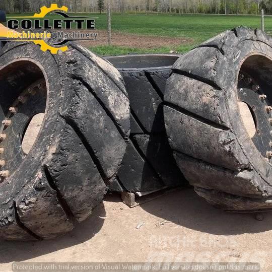 Brawler Solid Pneumatic Tires Ratiniai ekskavatoriai