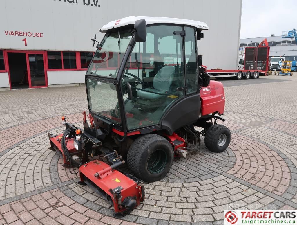 Toro LT3340 3-Gang Hydro 4WD Cylinder Reel Mower Sodo traktoriukai-vejapjovės