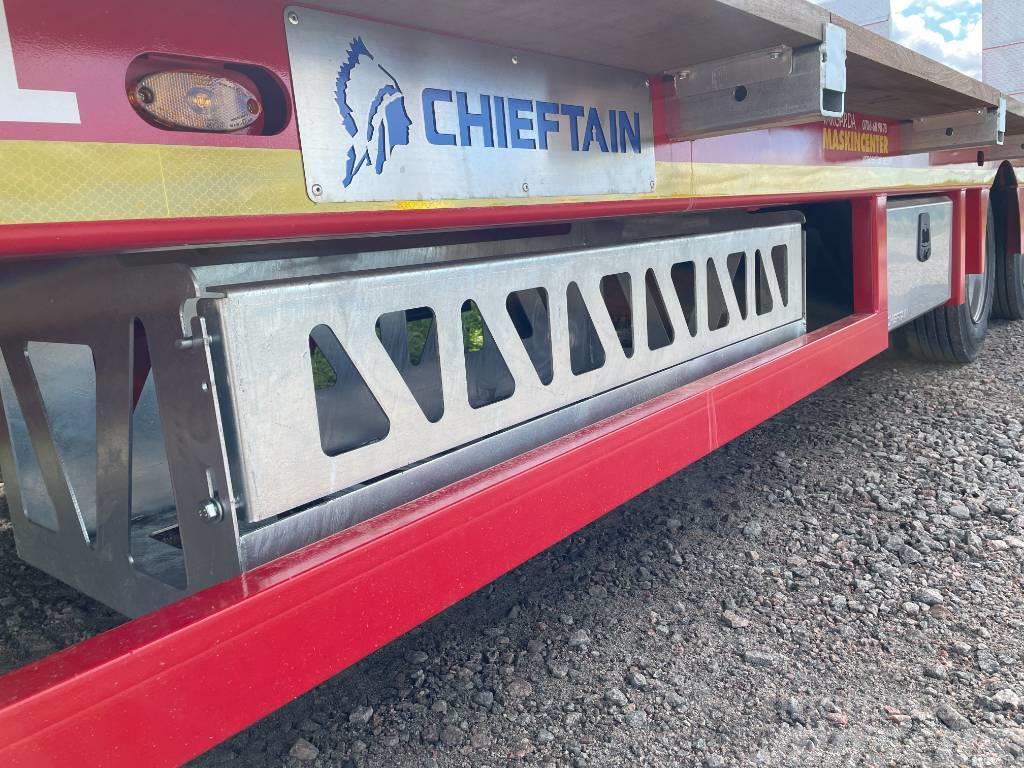 Chieftain XCEL 3-axl maskintransportkärra 28 ton lastvikt Platformos / Pakrovimas iš šono
