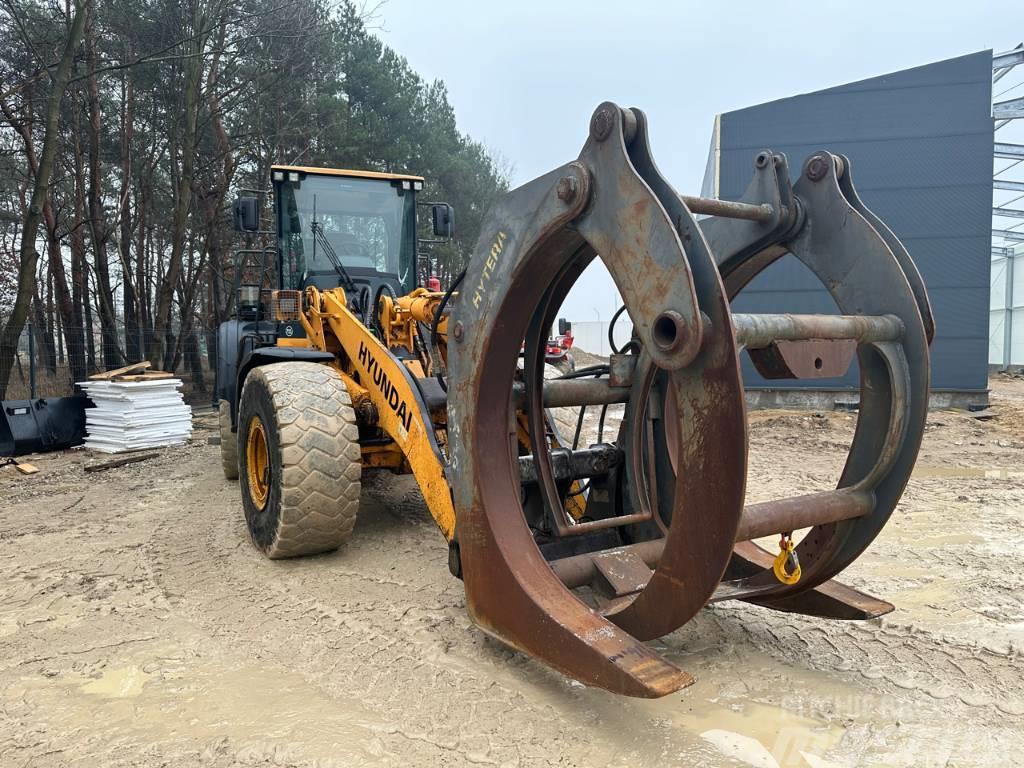 Log grapple suited for Volvo L120 L150 L220 trees logs Griebtuvai