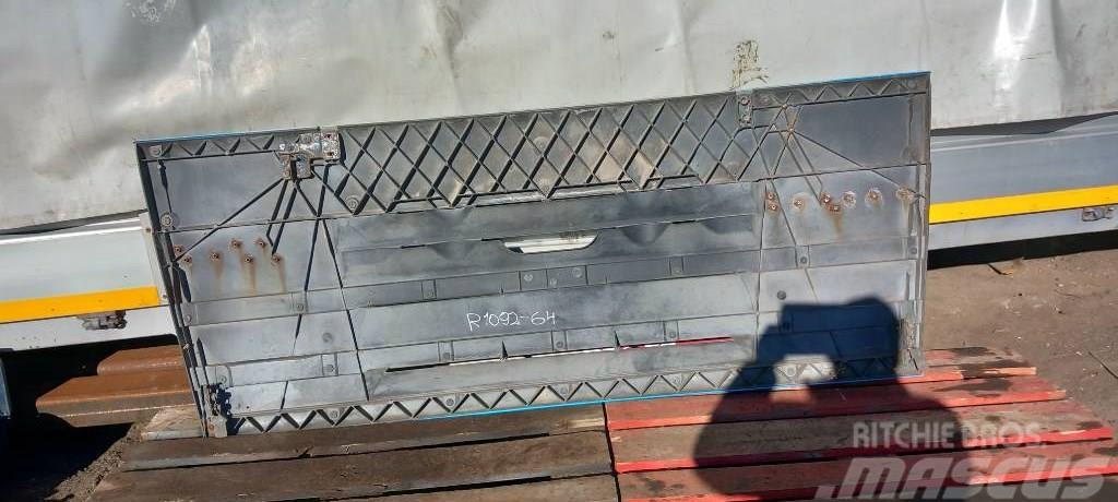 DAF XF105.460 1644191 Front grill panel Kabinos ir salonai