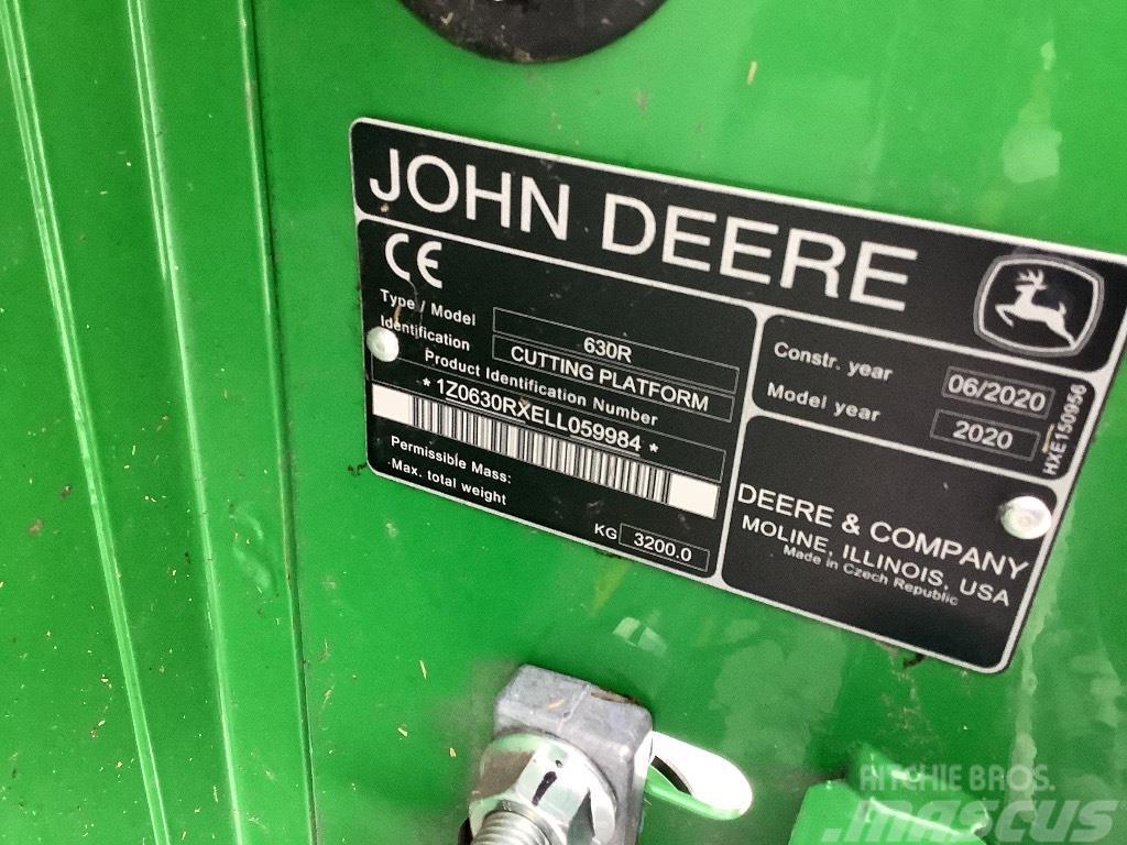 John Deere T 670 Derliaus nuėmimo kombainai