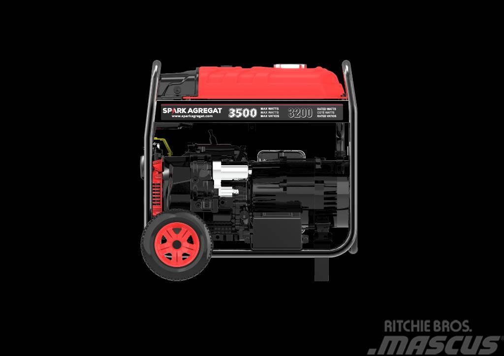 Honda SPARK 4000 Benzininiai generatoriai