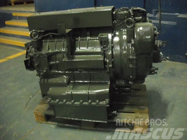 Komatsu HD605-7 gearbox Transmission Atliekų išvežimo technika