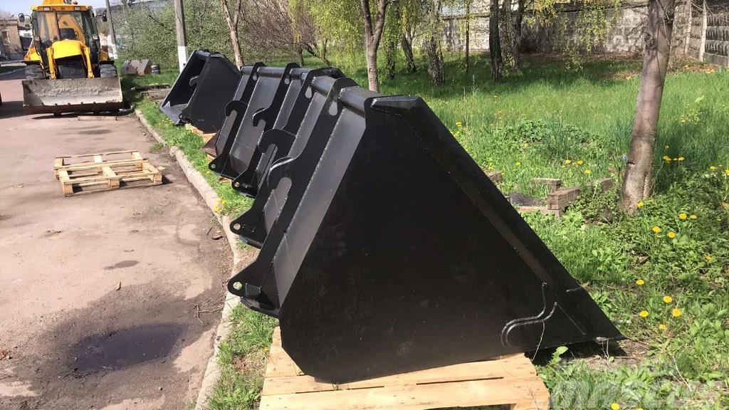  LEADEX Ківш зерновий JCB Kiti naudoti traktorių priedai