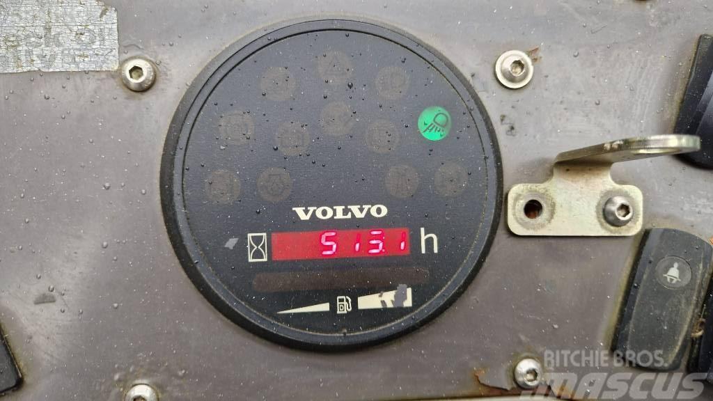 Volvo DD25B - 2016 YEAR - 515 WORKING HOURS Porinių būgnų volai