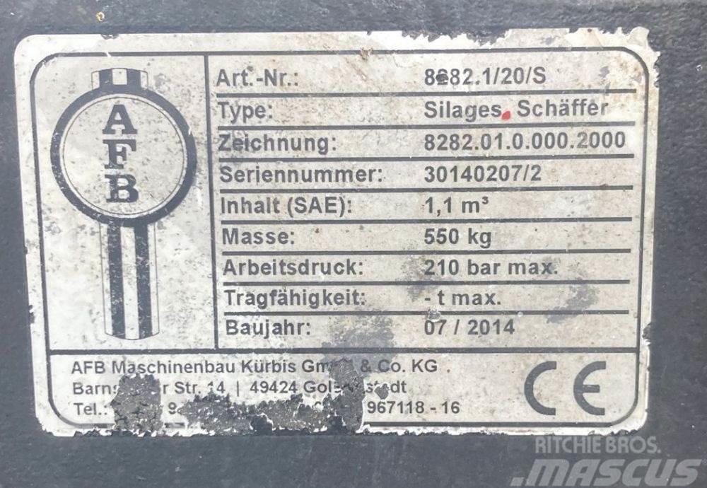 Schäffer Greifschaufel 2m Kiti naudoti traktorių priedai