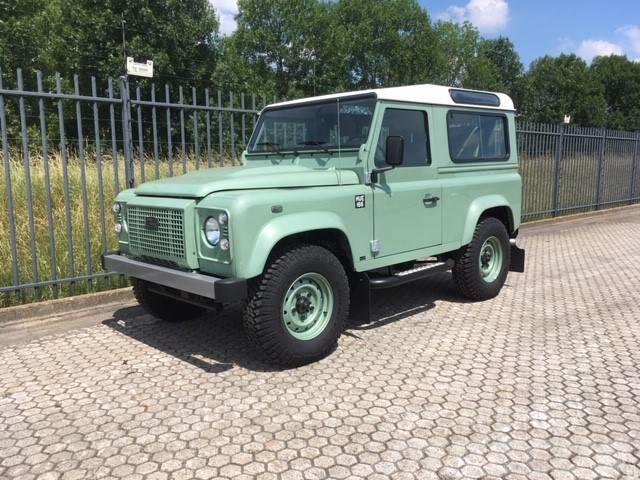 Land Rover Defender Heritage HUE only 1000 km with CoC Lengvieji automobiliai