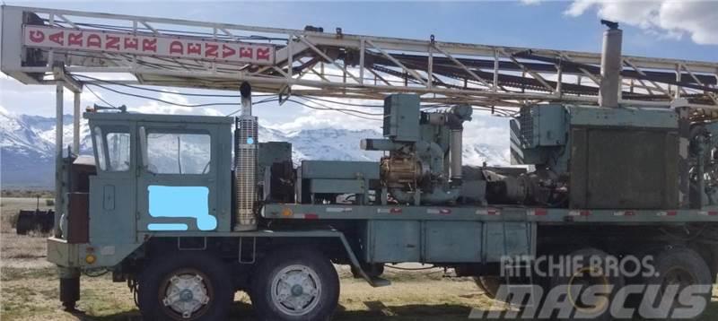 Gardner-Denver Denver 1500 drill rig Žemės paviršiaus gręžimo technika