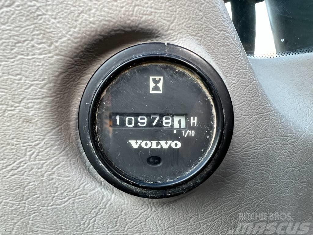Volvo EW140D - Excellent Condition / Tilting Bucket Ratiniai ekskavatoriai