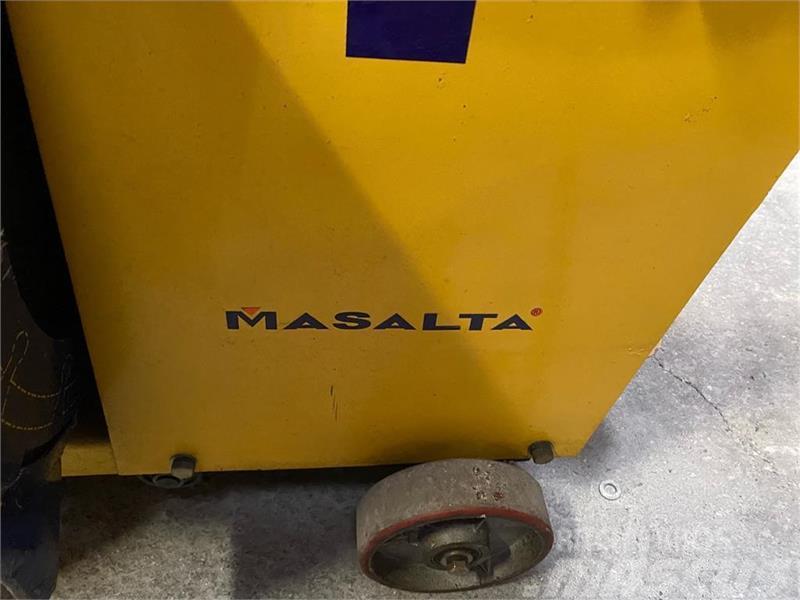 Masalta Asfaltskærer m. dieselmotor asfalt- og betonskærer Asfalto smulkinimo technika