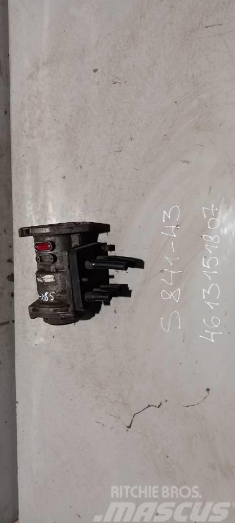 Scania 94.230 brake main valve 4613151807 Stabdžiai