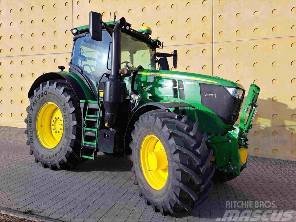 John Deere 6250 R Traktoriai