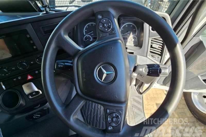 Mercedes-Benz ACTROS 3352 Kita