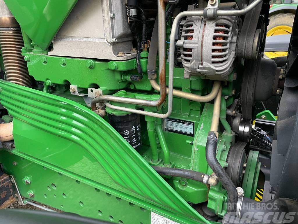 John Deere 6830 Premium AutoPowr Traktoriai