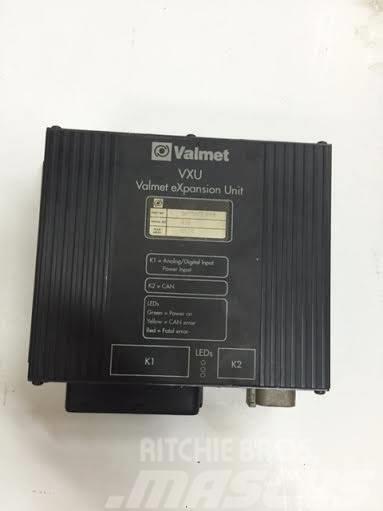 Valmet 860.1 modules Elektronika