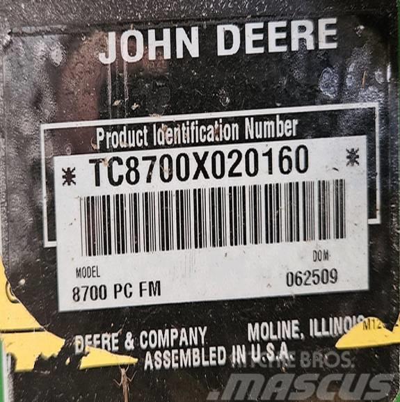 John Deere 8700 Savaeigės žoliapjovės