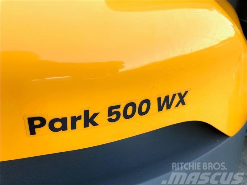 Stiga Park 500 WX Naudoti kompaktiški traktoriai