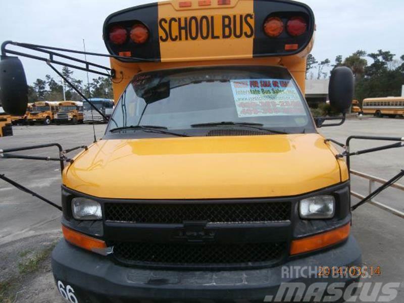 Chevrolet Bluebird Kiti autobusai
