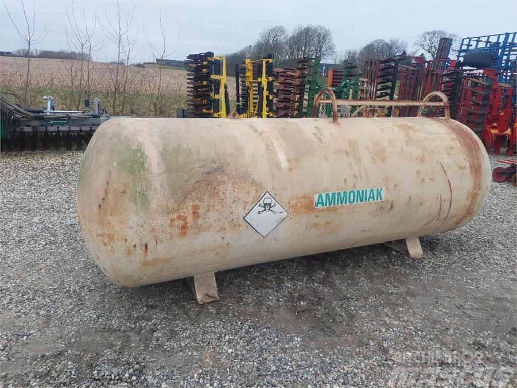 Agrodan Ammoniaktank 3200 kg Degalų ir priedų talpyklos