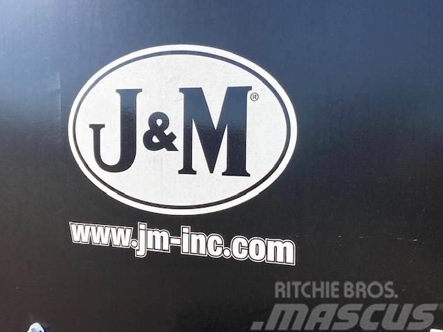J&M LC390 Grūdų vežimėliai