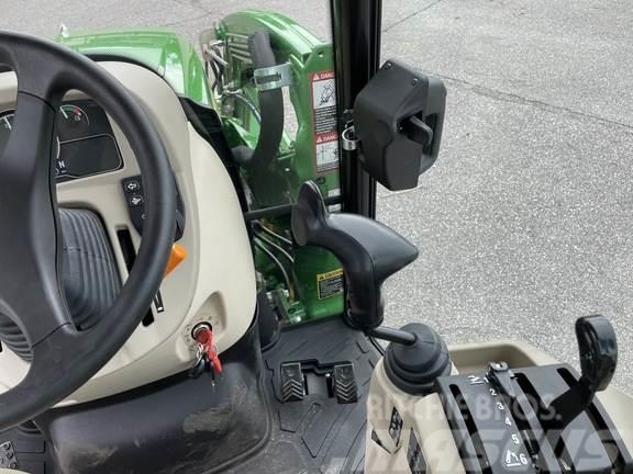 John Deere 3039R Naudoti kompaktiški traktoriai
