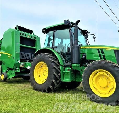 John Deere 5115M Traktoriai