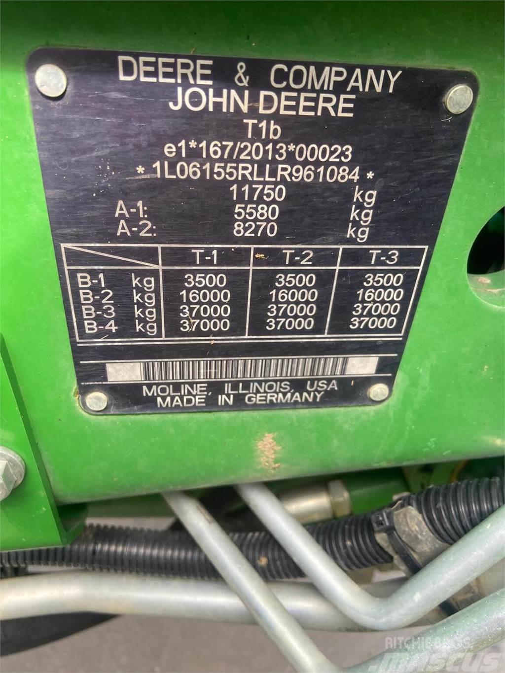 John Deere 6155R Traktoriai