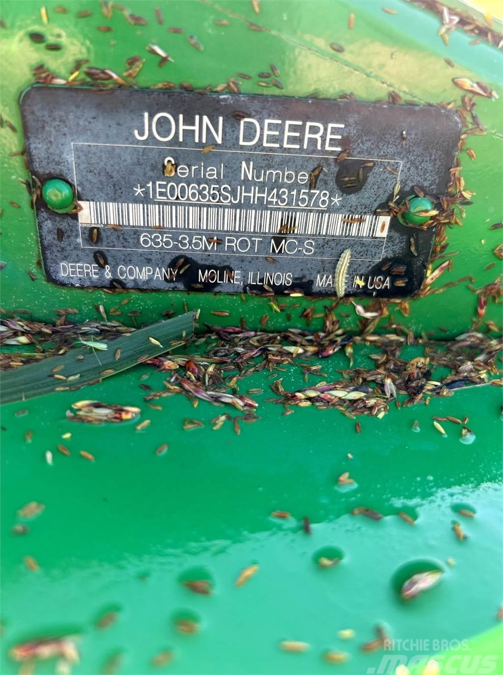 John Deere 635 Formuojančios žoliapjovės