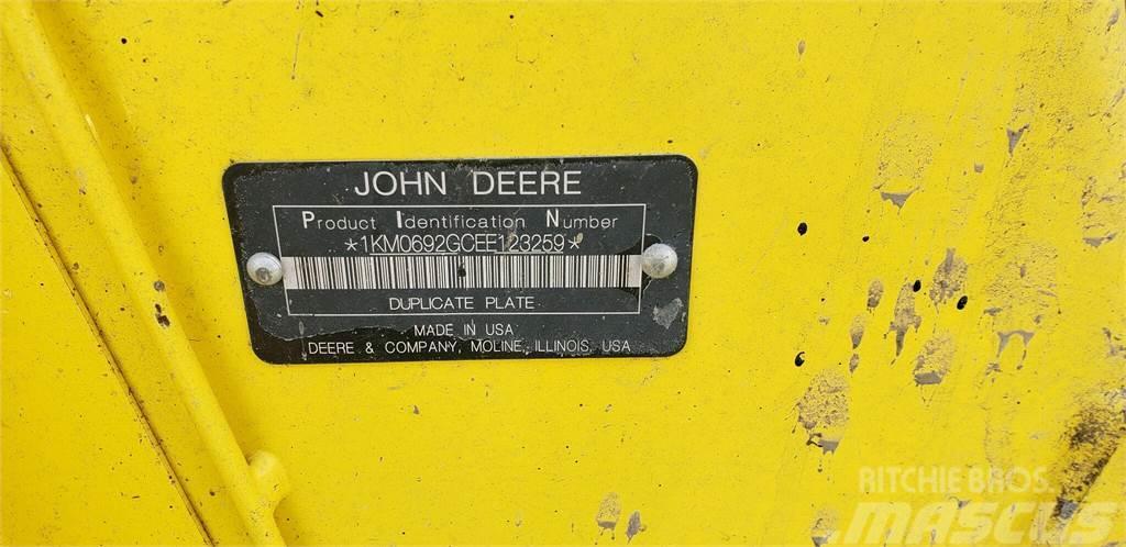 John Deere 692 Kiti pašarų derliaus nuėmimo įrengimai