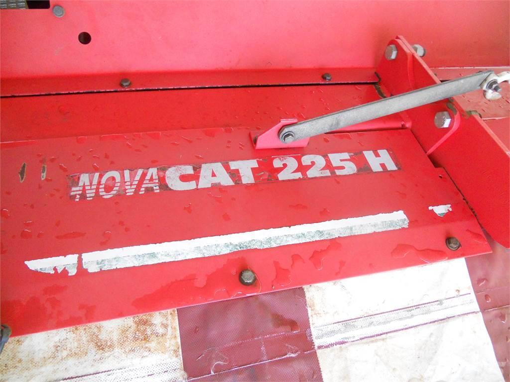 Pöttinger Nova cat 225H Formuojančios žoliapjovės