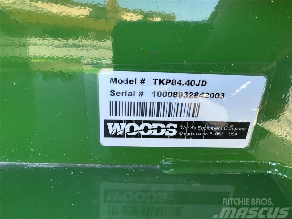 Woods TKP84.40 Sodo traktoriukai-vejapjovės