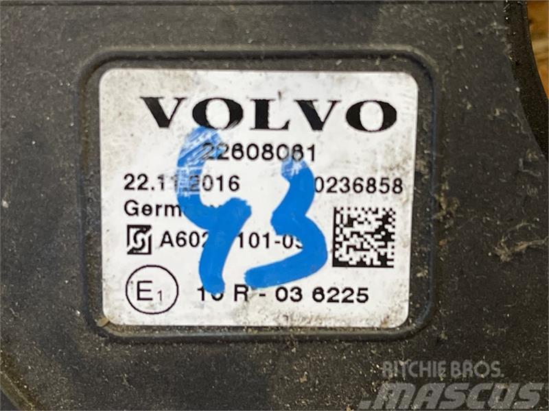 Volvo VOLVO STEERING / CLOCK SPIN 22608061 Kiti priedai
