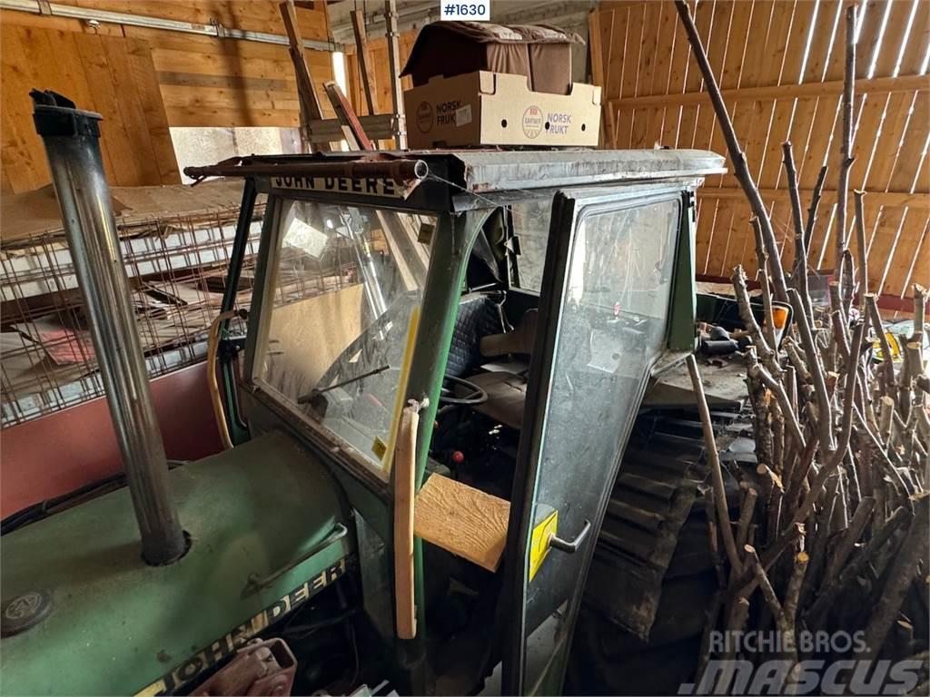 John Deere 1040 Traktoriai
