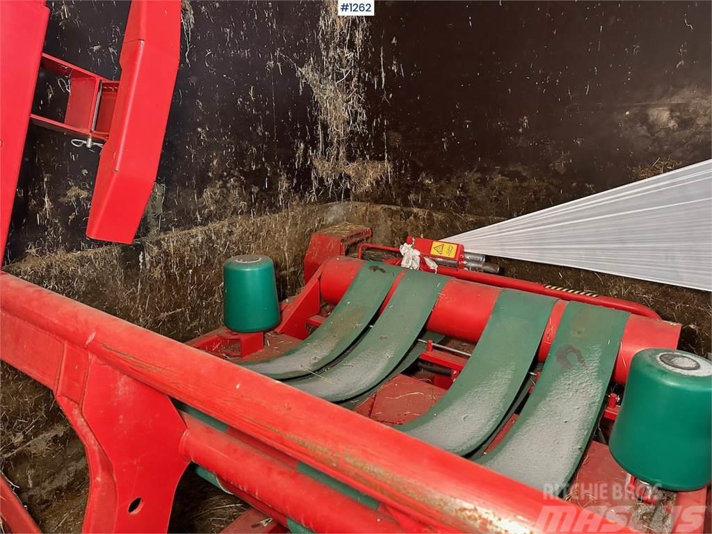 Kverneland 7740 rundballepakker Kiti pašarų derliaus nuėmimo įrengimai