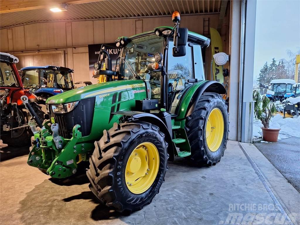 John Deere 5090 R Traktoriai