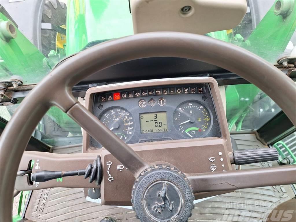 John Deere 5820 Premium Traktoriai