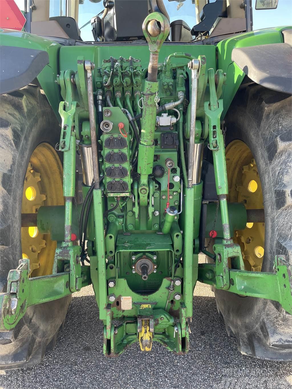 John Deere 7930 Traktoriai