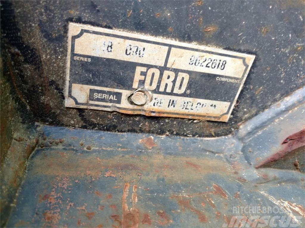 Ford 3' BACKHOE BUCKET Kaušai