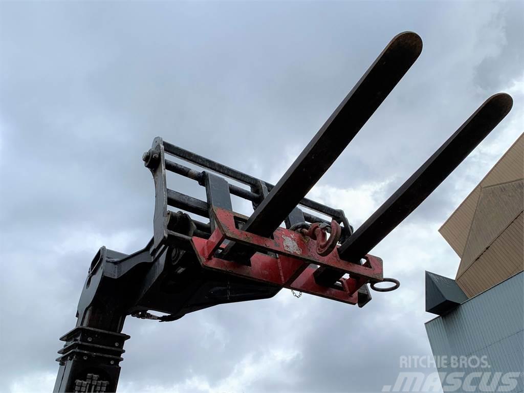 Ausa T144H Plus Teleskopiniai krautuvai žemės ūkiui
