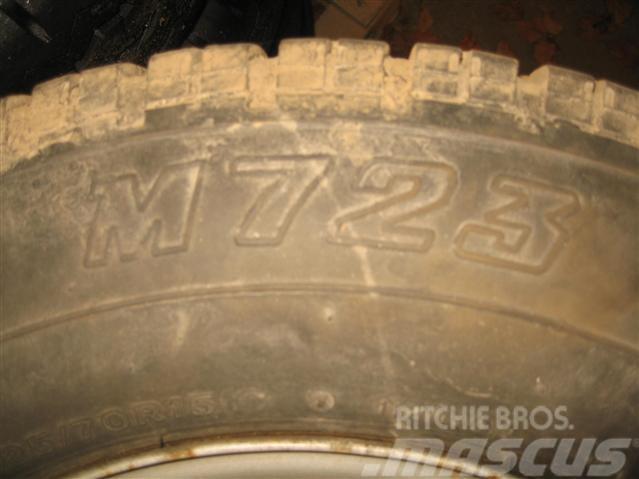 Continental Bridestone 225/70R15 M723 Padangos, ratai ir ratlankiai