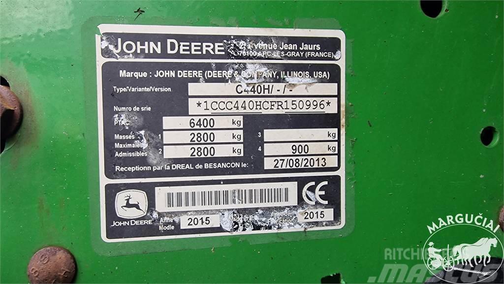 John Deere C 440 R Ritinių presai