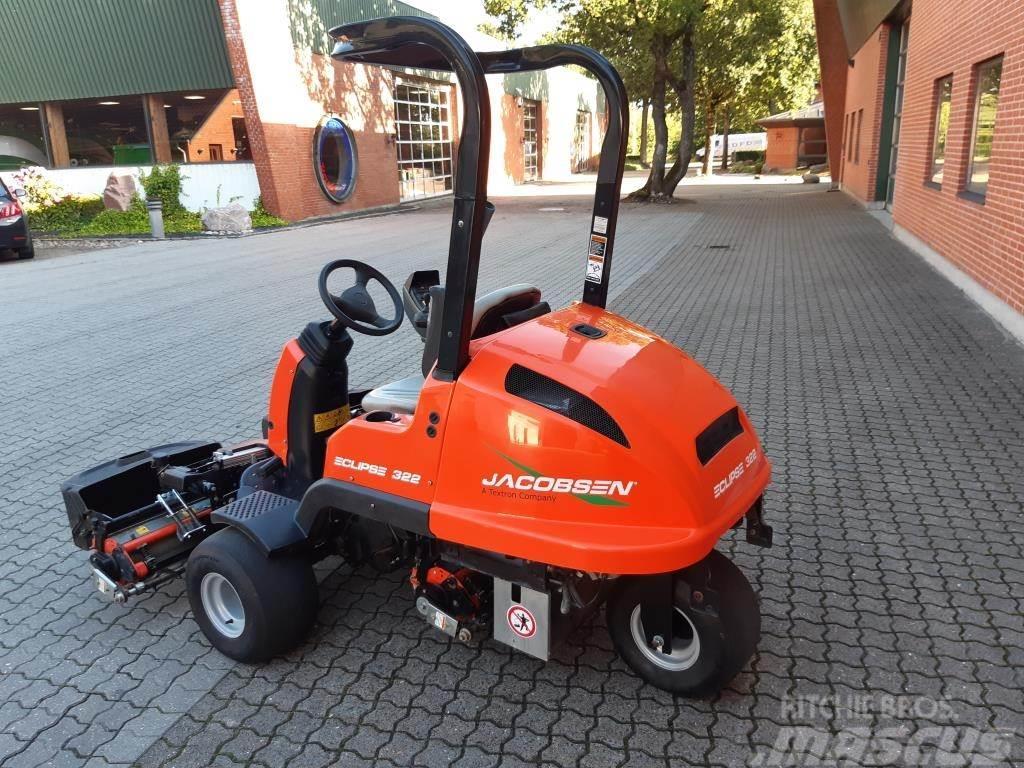 Jacobsen ECLIPS 322 Sodo traktoriukai-vejapjovės