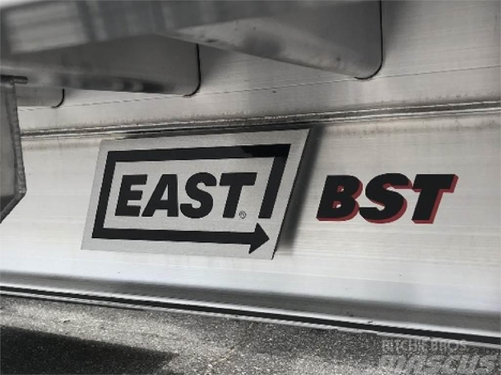 East Mfg 53' Flatbed Platformos / Pakrovimas iš šono