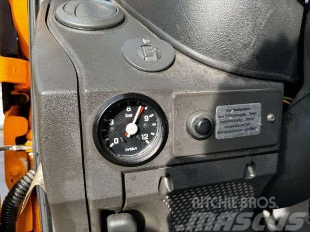 Iveco 65C17 SZM+ Tieflader Trailer/Baumaschinen/Staple Naudoti vilkikai