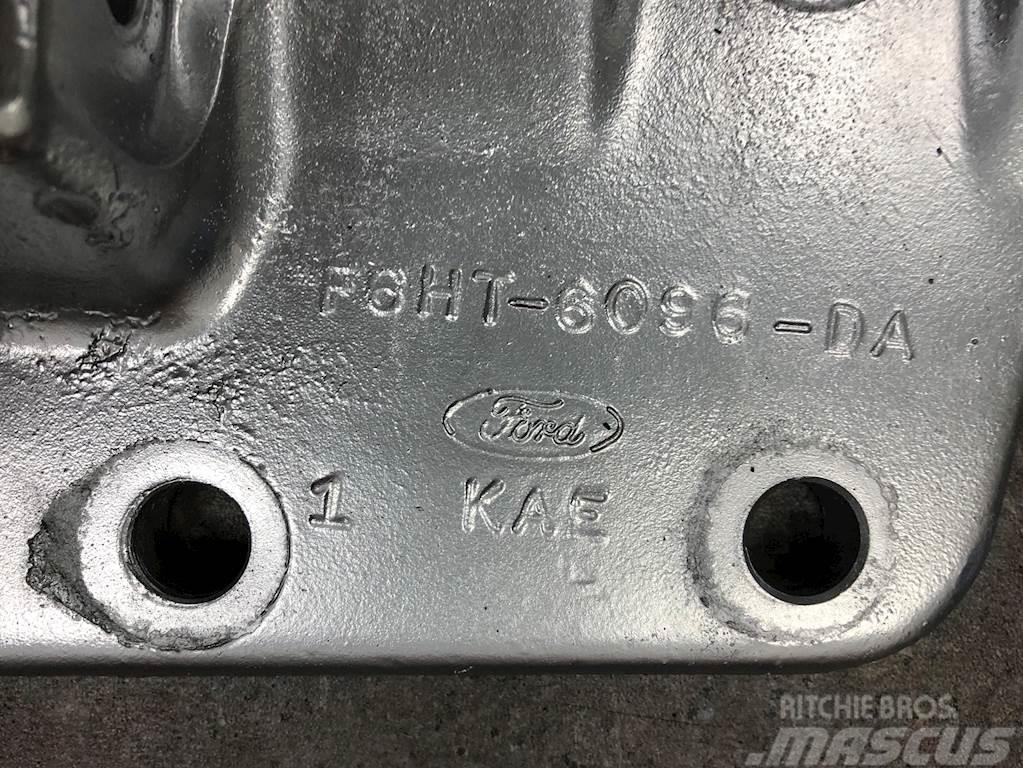 Ford F6HT-6096-DA Varikliai