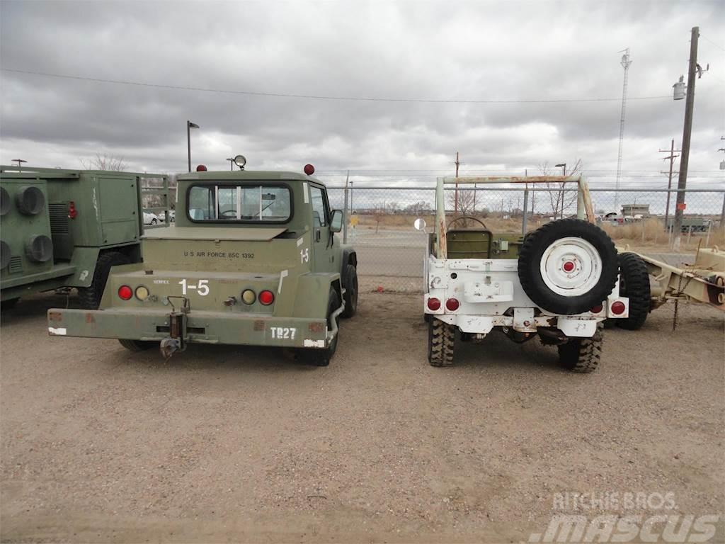 Jeep M38A1 Pikapai / Bortiniai sunkvežimiai
