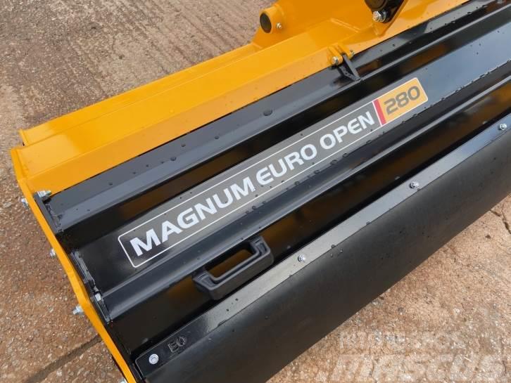 McConnel Magnum Euro Open 280 flail topper Kiti pašarų derliaus nuėmimo įrengimai