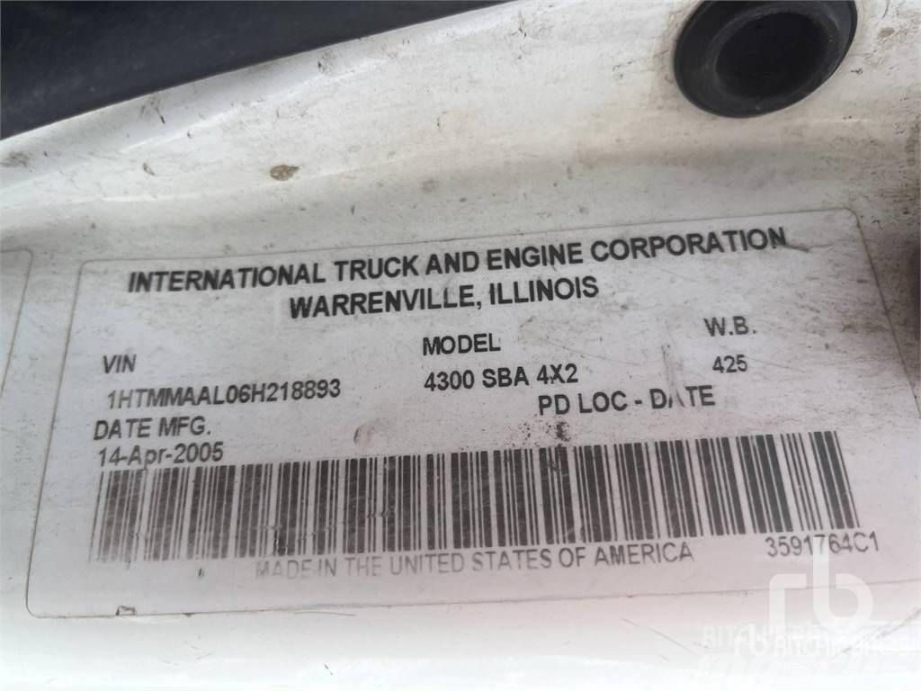 International 4300 Kombinuotos paskirties / vakuuminiai sunkvežimiai
