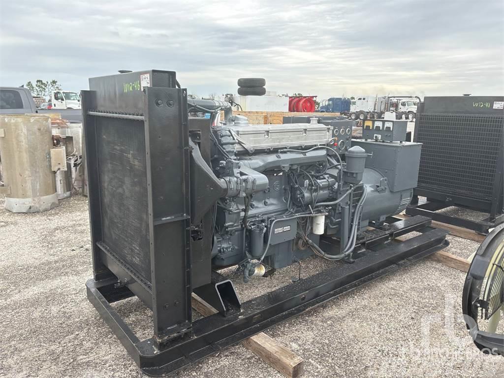 Newage 350 kW Skid-Mounted Dyzeliniai generatoriai